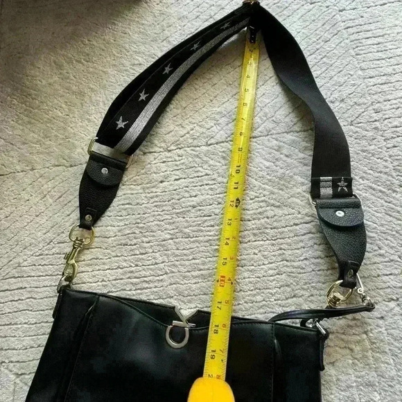 Calvin Klein black leather purse - Picture 9 of 10